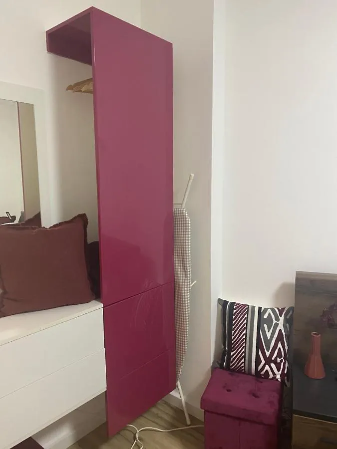 Tatra Apartment By The Danube Fully Accessible Budapest Hungary